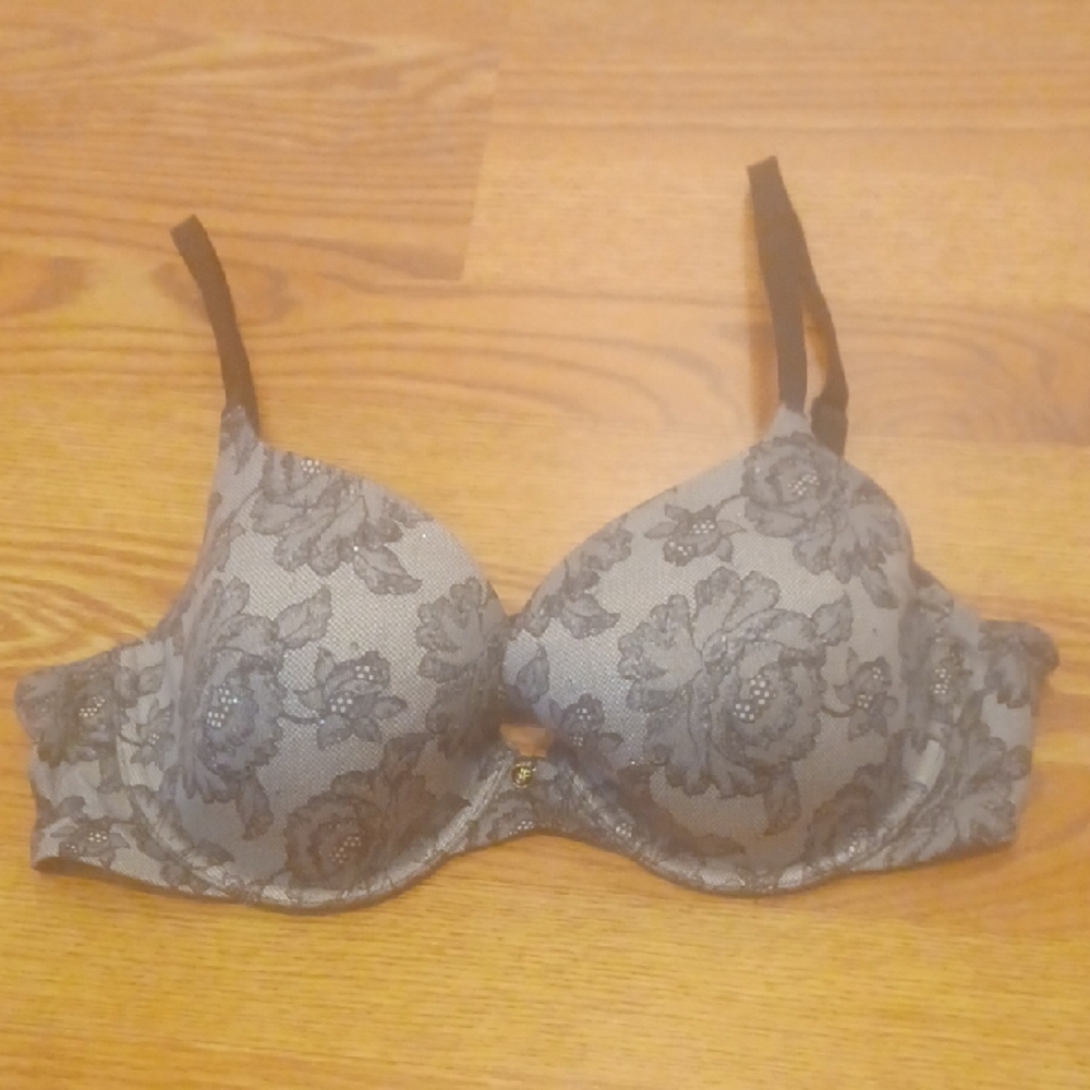Victoria's Secret Black Floral With Rimstones Bra Size 38B Lined Demi